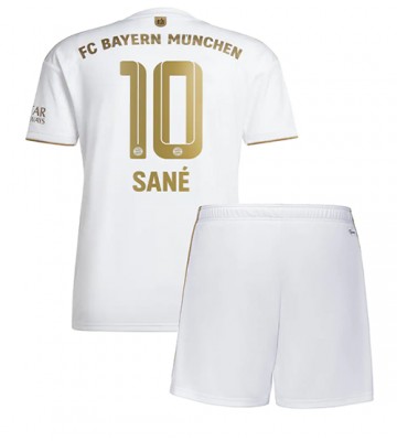 Bayern Munich Leroy Sane #10 Bortedraktsett Barn 2022-23 Kortermet (+ Korte bukser)